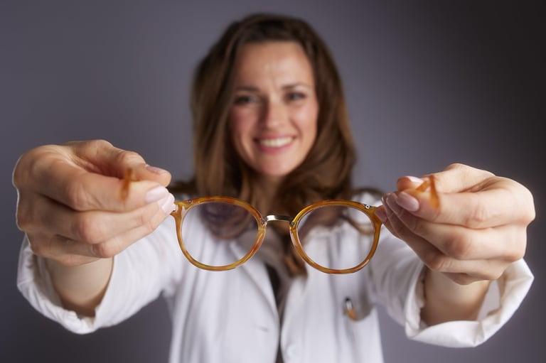 Dra. Jennifer Moncayo - Optometrista Pediátrica